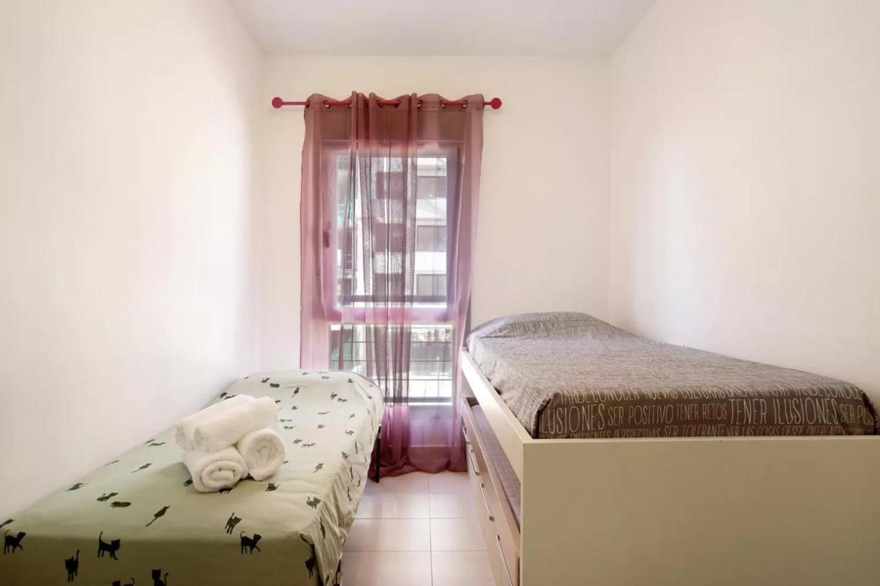 Malaga Campus Apartment Parking Included Bagian luar foto